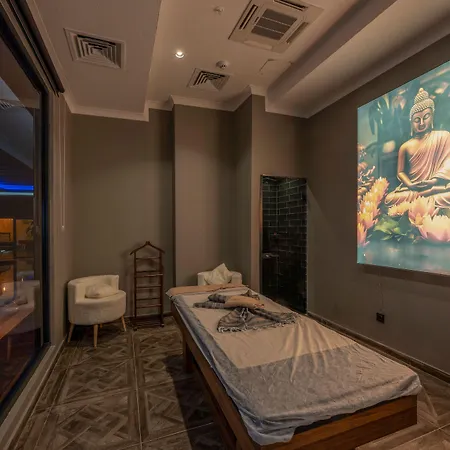 The Nirvanas Hotel *