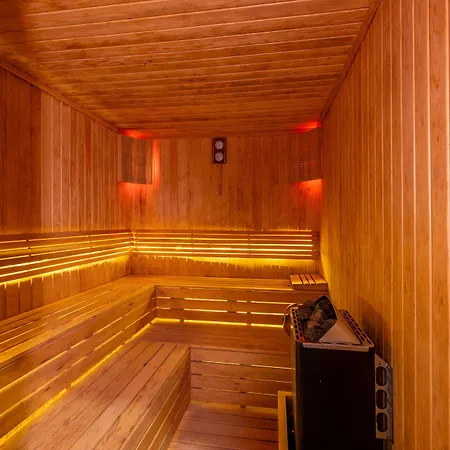 The Nirvanas Отель *