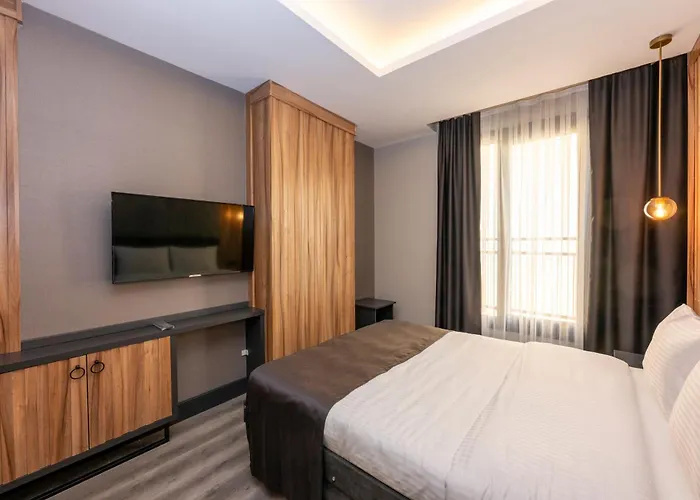 The Nirvanas Istanbul