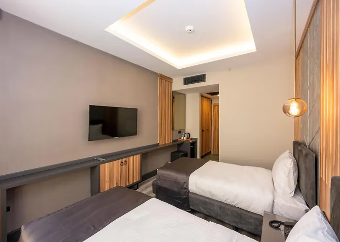 The Nirvanas * Istanbul